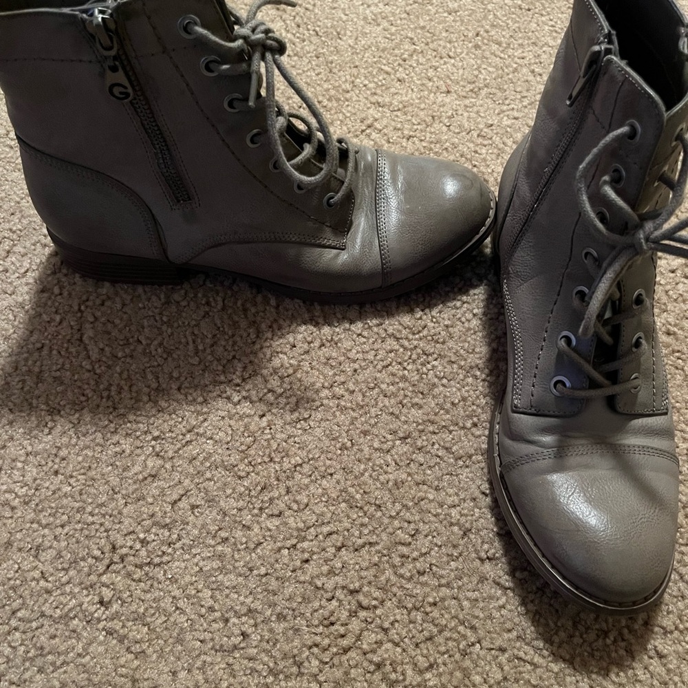 Ankle boots